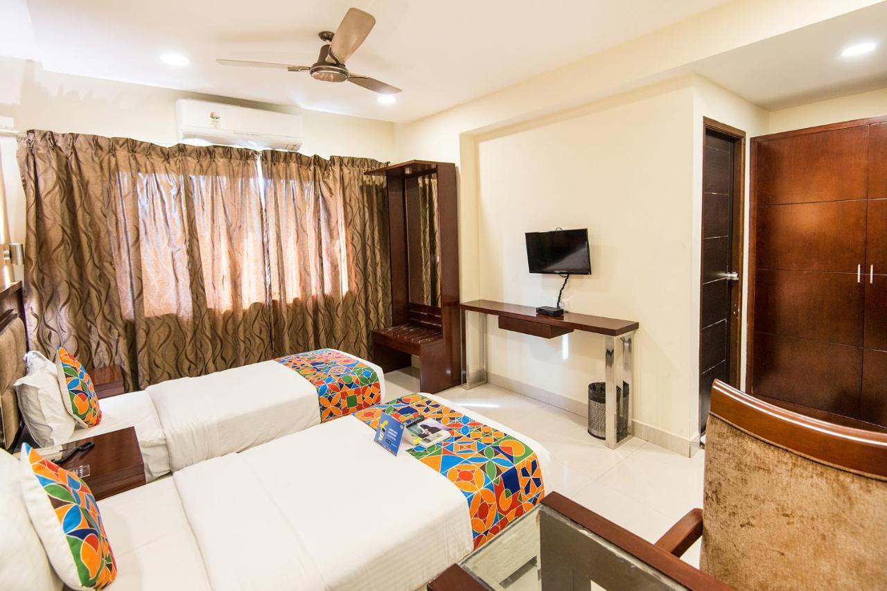 Fabhotel Apple Residency Chennai Exterior photo